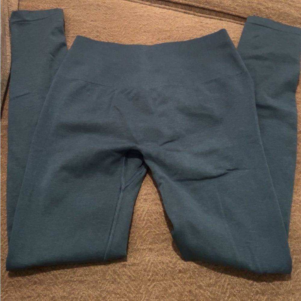 Alphalete amplify legging